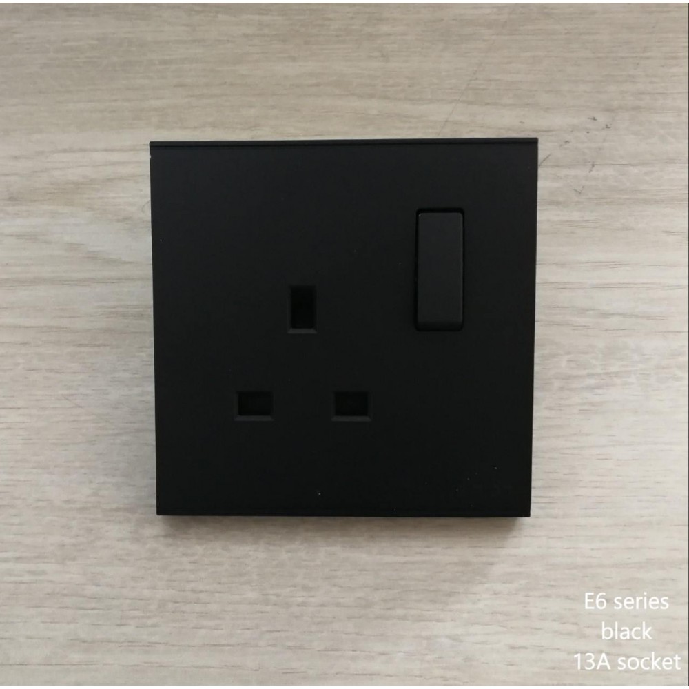 E6 BLACK 13A SSO